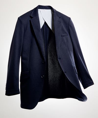 【BON UNI】軽量素材のスーツのイメージビジュアル２