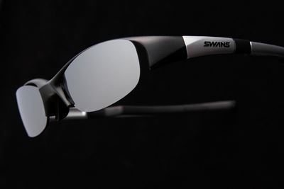 【SWANS】プロダクトイメージ